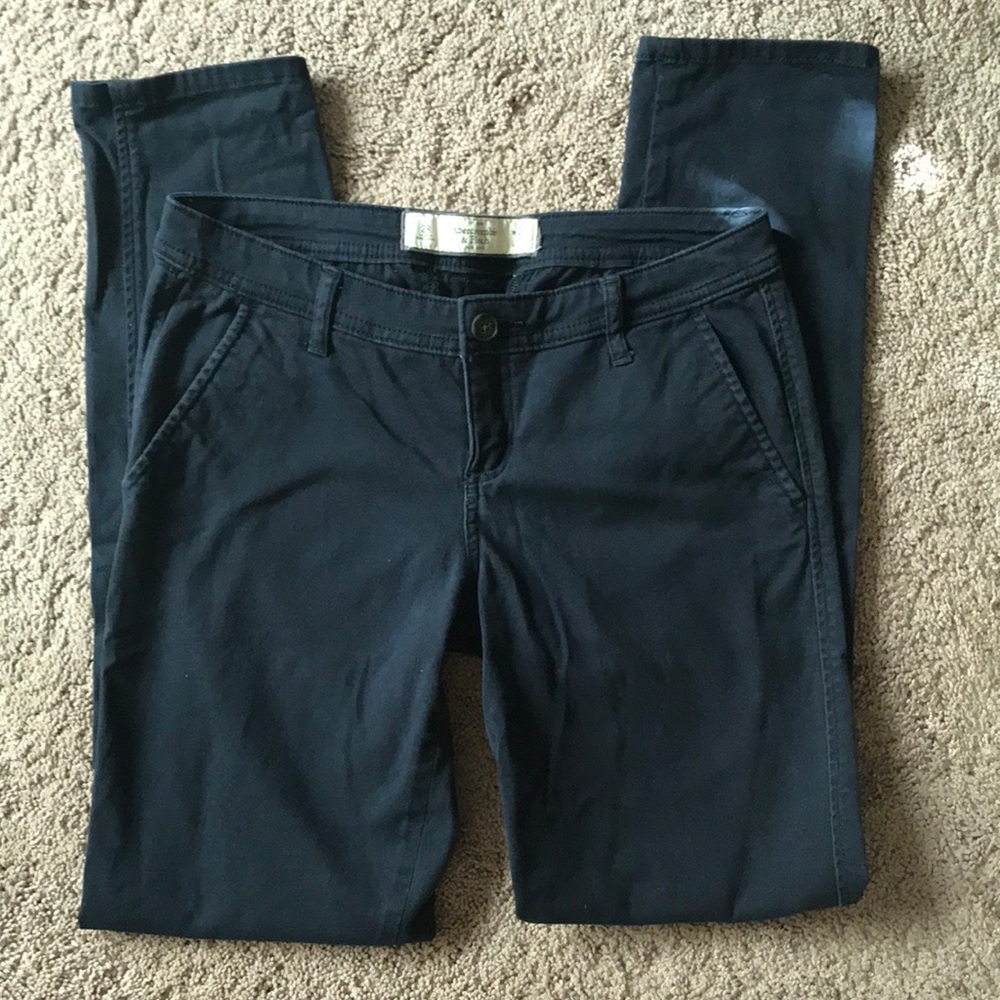Abercrombie & Fitch - Navy Pants